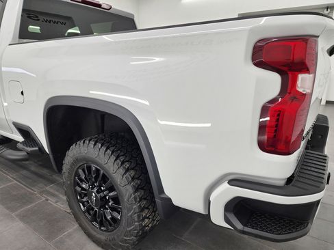 Used 2023 Chevrolet Silverado 2500 LT w/ Z71 Sport Edition image 30