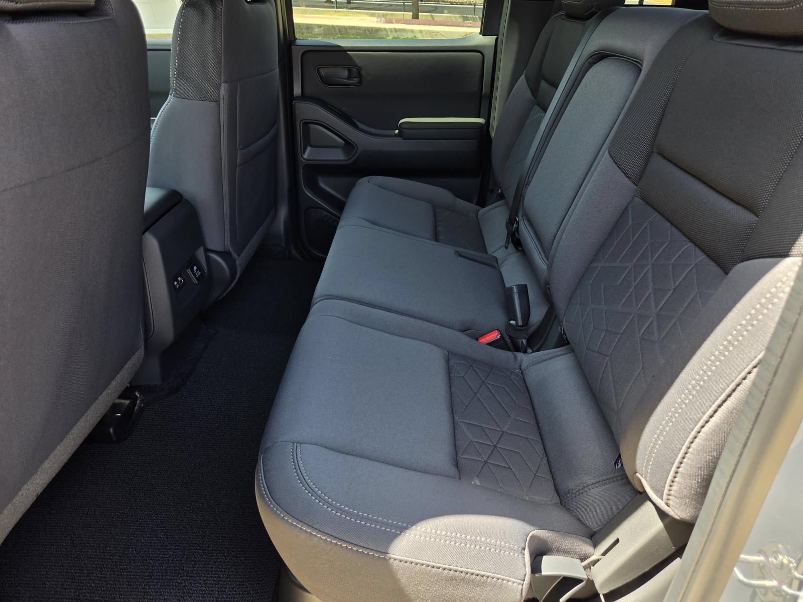 New 2027 Nissan Frontier SV w/ SV Convenience Package RWD image 14