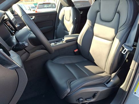 New 2026 Volvo XC60 B5 Ultra w/ Protection Package Premier image 8