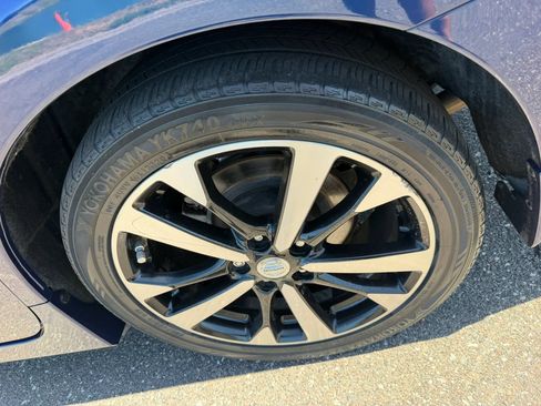 Used 2018 Nissan Altima 2.5 SR FWD image 18