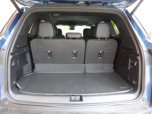 Used 2026 Buick Enclave Preferred w/ Power Package AWD/4WD image 29