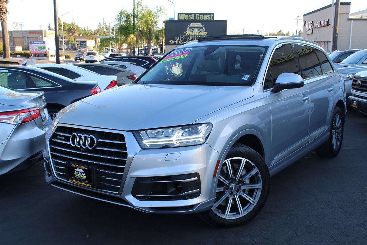 Used 2017 Audi Q7 3.0T Premium Plus w/ Premium Plus Package AWD/4WD image 2