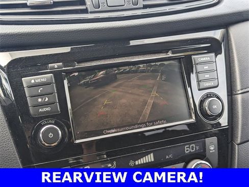 Used 2019 Nissan Rogue SV image 8