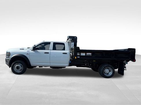 New 2026 RAM 5500 Tradesman w/ Chrome Appearance Group AWD/4WD image 2
