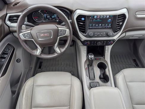 Used 2019 GMC Acadia SLT image 6