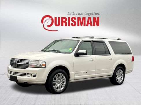 Used 2014 Lincoln Navigator L 4WD image 2