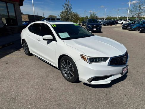 Used 2018 Acura TLX V6 w/ Technology Package FWD image 3