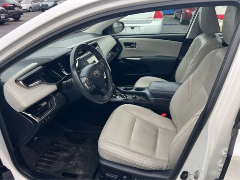 Used 2013 Toyota Avalon XLE Touring image 10