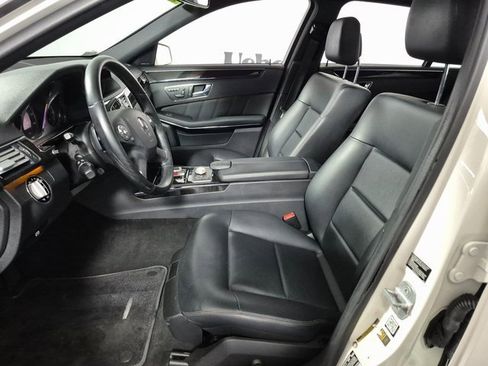 Used 2010 Mercedes-Benz E 350 E 350 image 9