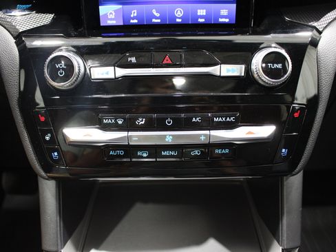 Used 2024 Ford Explorer ST w/ Equipment Group 401A AWD/4WD image 17