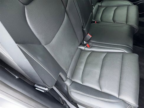 Used 2022 Genesis GV70 2.5T w/ Select Package image 50