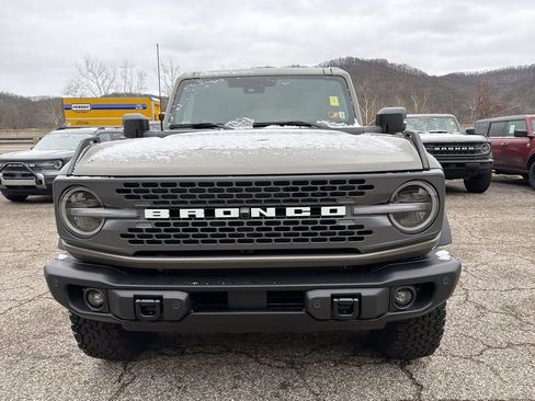New 2025 Ford Bronco Badlands AWD/4WD image 11