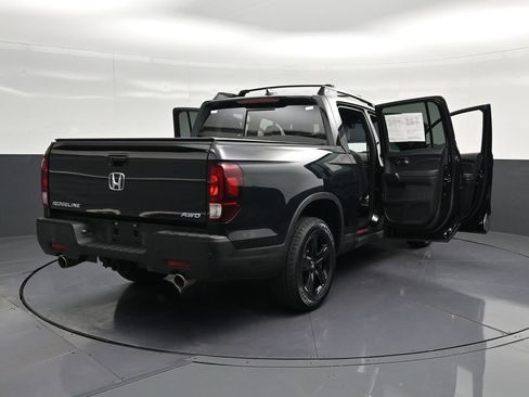 Used 2023 Honda Ridgeline Black Edition image 41