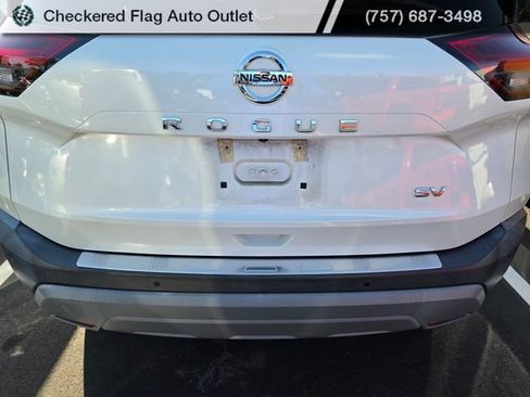 Used 2021 Nissan Rogue SV w/ Premium Package FWD image 7