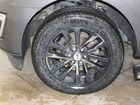 Used 2019 Ford Expedition Max Limited AWD/4WD image 59