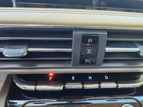 Used 2022 Lincoln Corsair Reserve w/ Equipment Group 201A image 36