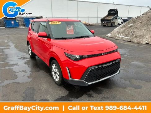 Used 2024 Kia Soul LX w/ Option Group 015 image 7