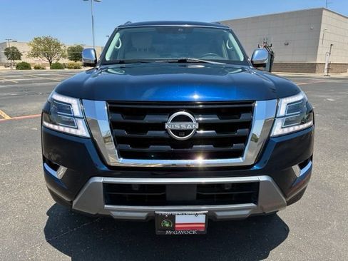 Used 2022 Nissan Armada Platinum RWD image 3