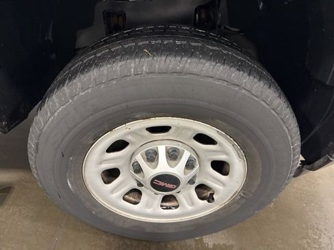 Used 2008 GMC Sierra 2500 W/T w/ Work Truck Preferred Package image 15