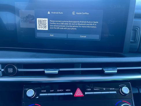 Used 2025 Hyundai Santa Fe SEL image 18