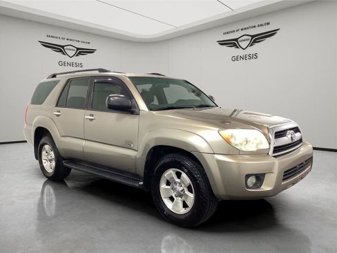 Used 2008 Toyota 4Runner SR5 RWD image 7