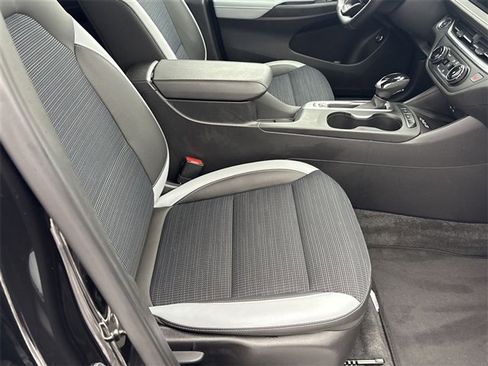 Used 2024 Buick Envista Preferred w/ Convenience I Package image 26