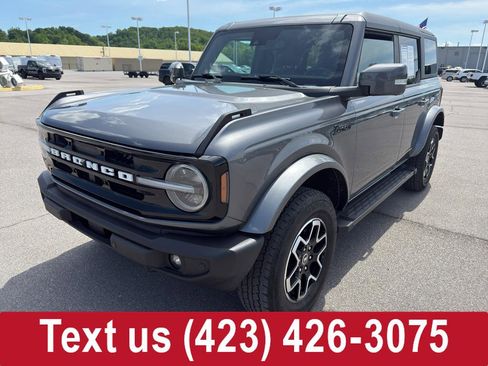 Used 2023 Ford Bronco Outer Banks AWD/4WD image 1