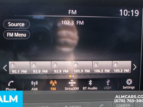 Used 2024 Nissan Rogue S FWD image 31
