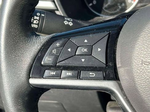 Used 2023 Nissan Altima 2.5 SV w/ SV Premium Package image 21