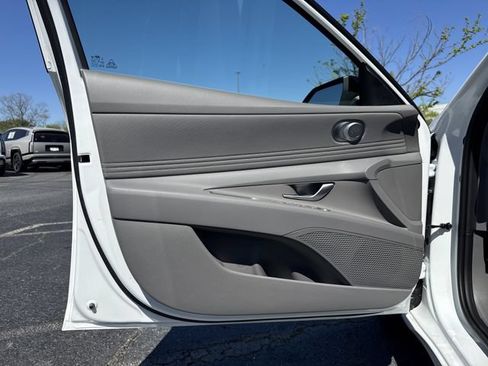 New 2026 Hyundai Elantra Sport FWD image 12