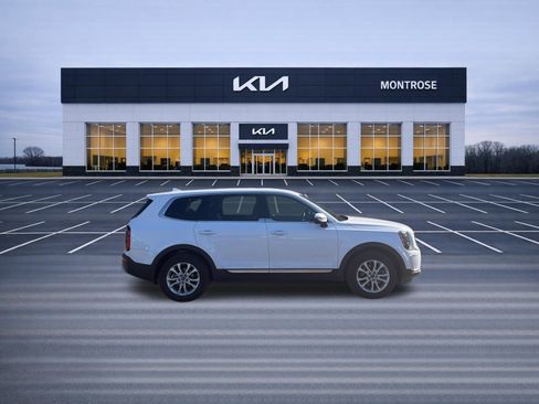 Used 2022 Kia Telluride LX AWD/4WD image 4