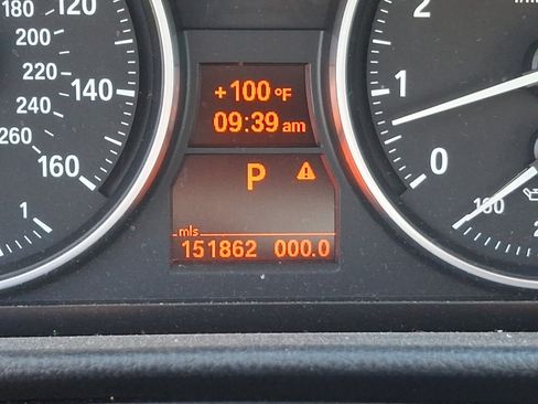 Used 2011 BMW 335i xDrive Sedan AWD/4WD image 19