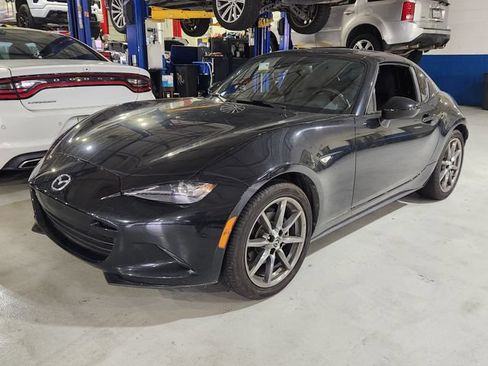 Used 2017 MAZDA MX-5 Miata RF Grand Touring RWD image 3