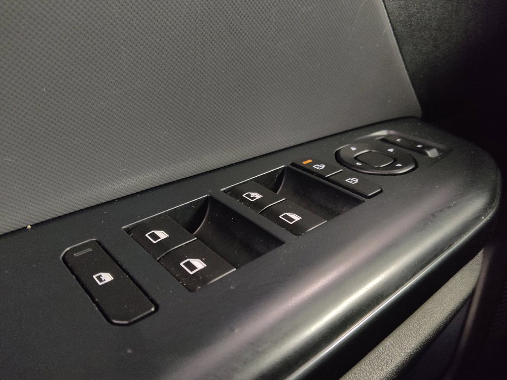 Used 2025 Kia K4 FWD image 27