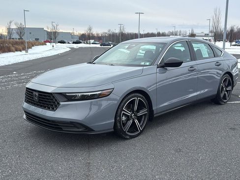 Used 2023 Honda Accord Sport image 14