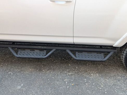 Used 2017 Toyota 4Runner SR5 image 40