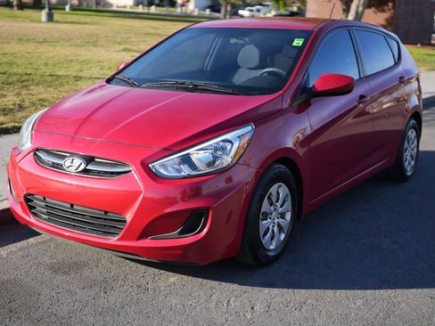 Used 2015 Hyundai Accent GS image 1