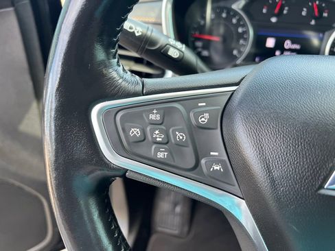 Used 2022 Chevrolet Equinox Premier image 41