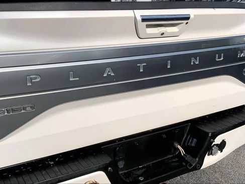 Used 2015 Ford F150 Platinum w/ Equipment Group 701A Luxury AWD/4WD image 27