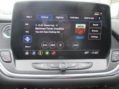Used 2025 Chevrolet Blazer LT AWD/4WD image 16