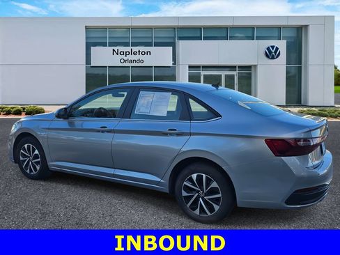 Used 2025 Volkswagen Jetta S image 6