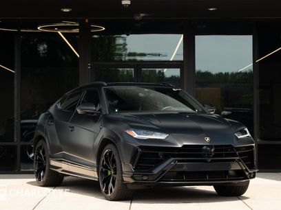 Used 2023 Lamborghini Urus S