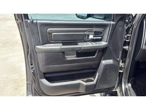 Used 2018 RAM 2500 Laramie w/ Sport Appearance Group AWD/4WD image 13
