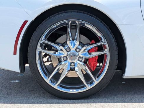 Used 2017 Chevrolet Corvette Stingray Coupe w/ Carbon Flash Badge Package RWD image 12