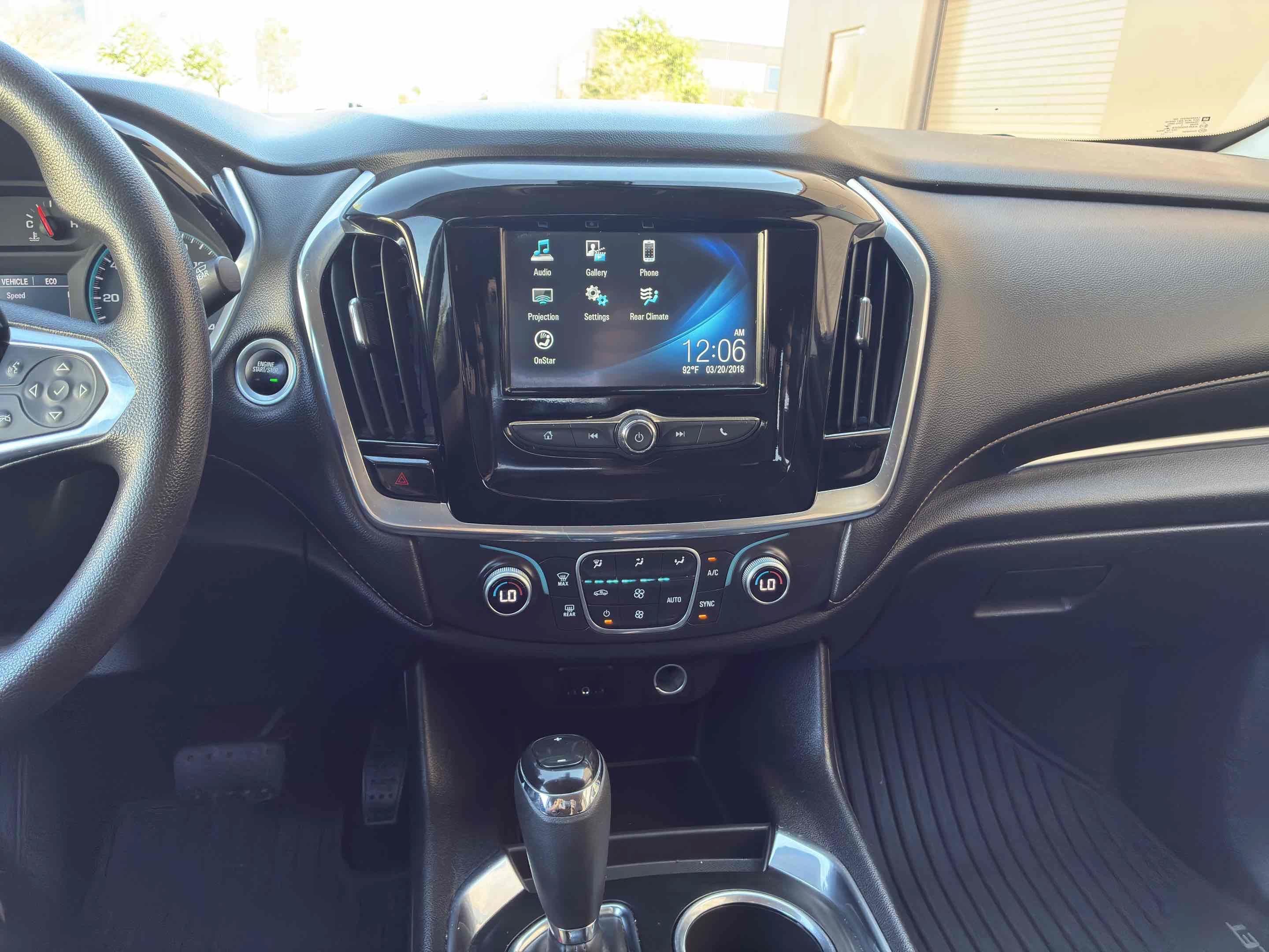 Used 2018 Chevrolet Traverse LS AWD/4WD image 24