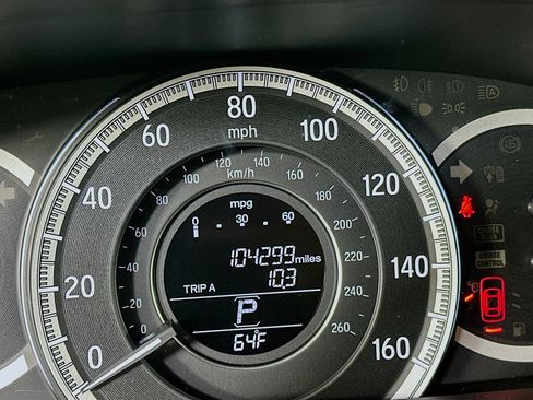 Used 2016 Honda Accord EX image 19