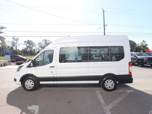 Used 2023 Ford Transit 350 XLT image 9