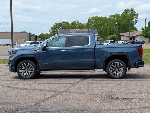 New 2026 GMC Sierra 1500 Denali w/ Denali Reserve Package AWD/4WD image 7