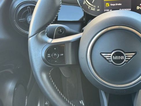 Used 2022 MINI Cooper S image 21