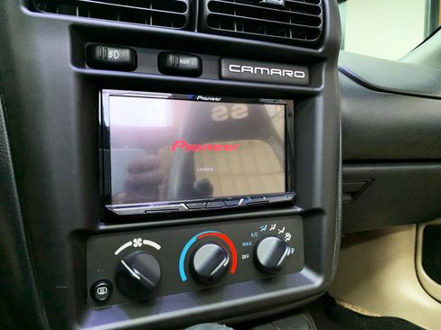 Used 2001 Chevrolet Camaro Z28 w/ SS Performance/Appearance Pkg image 14